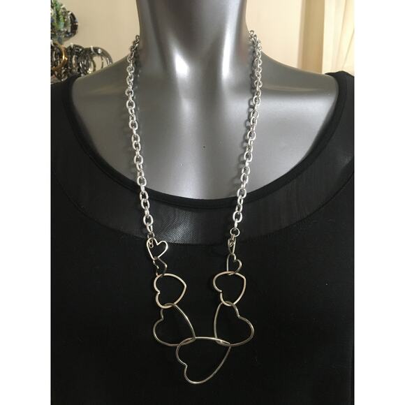 Silver Tone 28" Linked Hearts Necklace - Picture 1 of 2